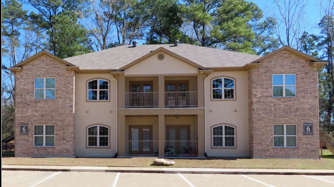 402 Willow St, Hallsville, TX 75650