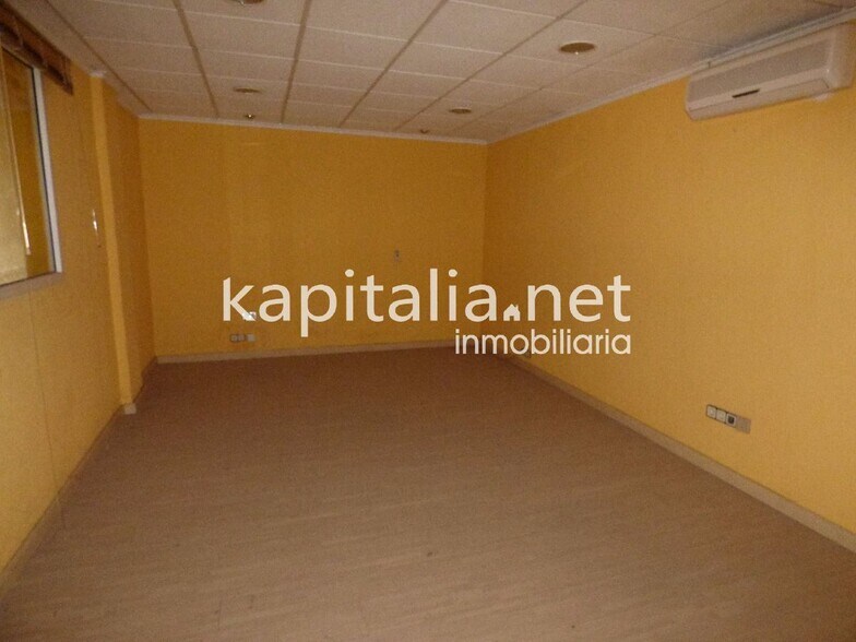 Industrial in L'Olleria for sale - Building Photo - Image 3 of 9