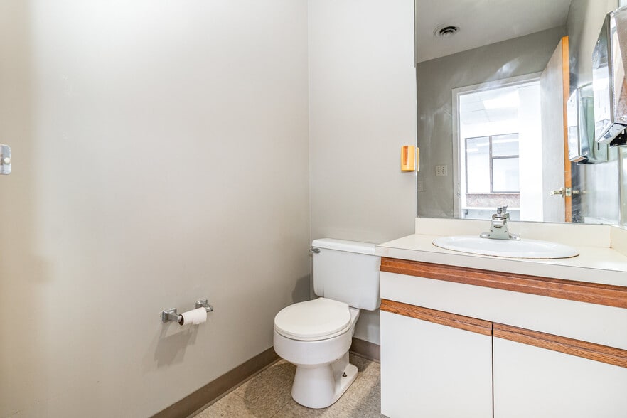 10196 Springfield Pike, Cincinnati, OH for sale - Building Photo - Image 3 of 37