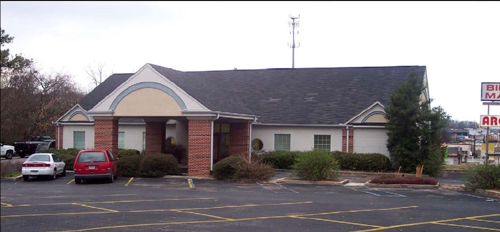 1328 Forestdale Blvd, Birmingham, AL for sale - Primary Photo - Image 1 of 1