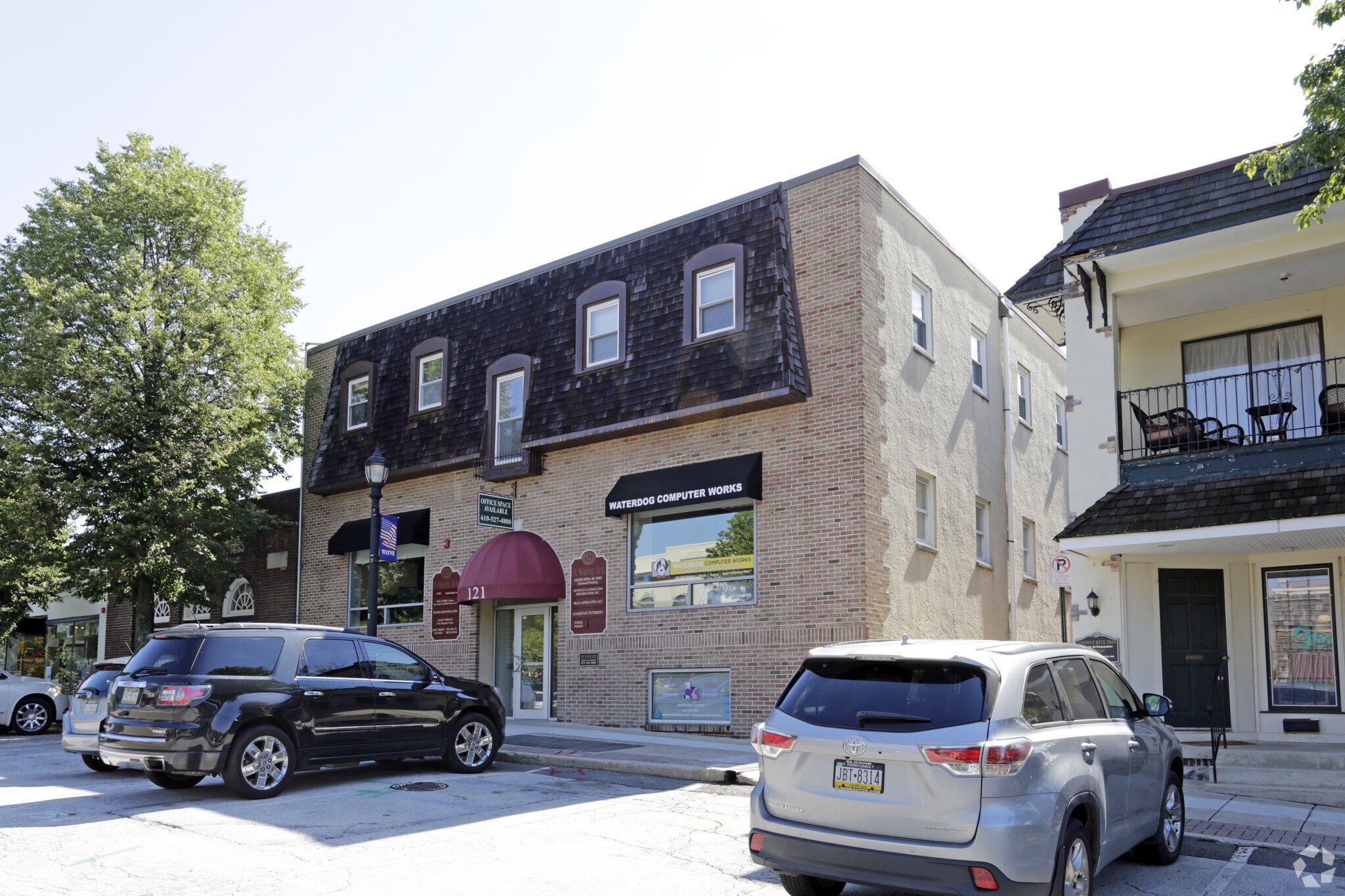 121 N Wayne Ave, Wayne, PA for sale Primary Photo- Image 1 of 1