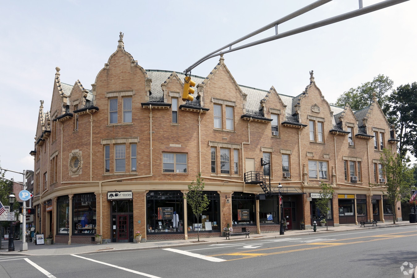 2 Green Village Rd, Madison, NJ 07940