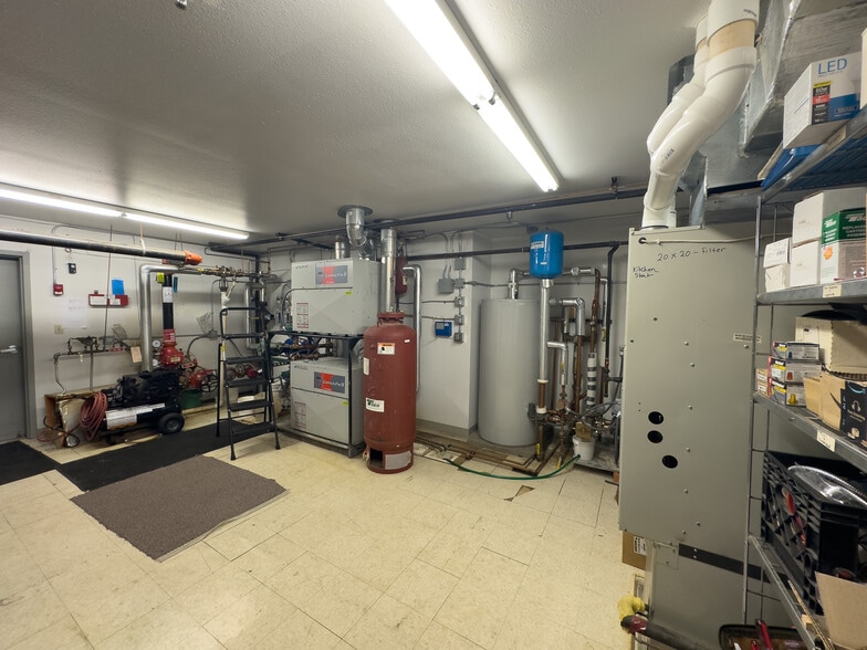 112 S. Main st, Harlem, MT for sale - Interior Photo - Image 2 of 47