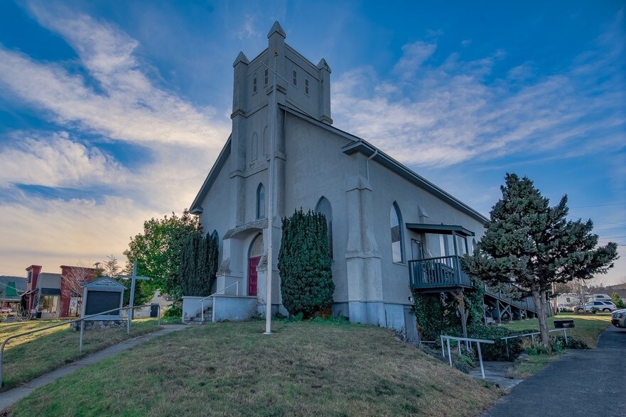 2802 Commercial Ave, Anacortes, WA 98221