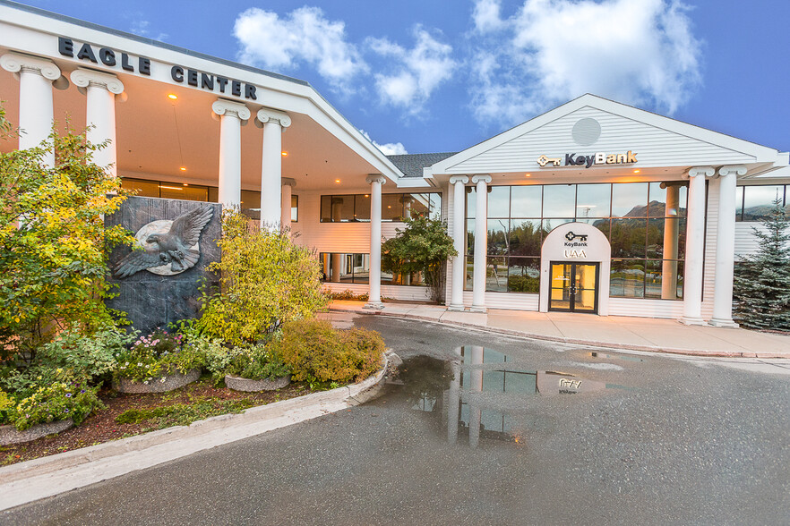 Eagle Financial Center - Drive Through Restaurant