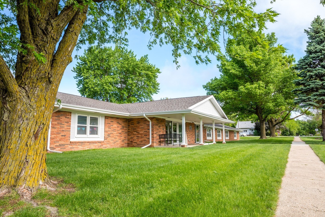 706 Cedar Ave, Woodward, IA 50276