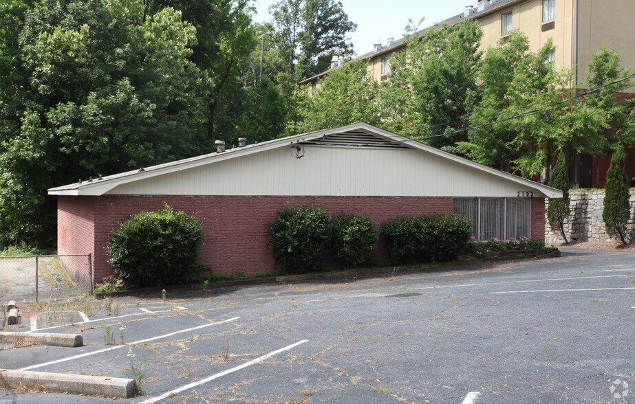 2193 N Decatur Rd, Decatur, GA for sale - Primary Photo - Image 1 of 1