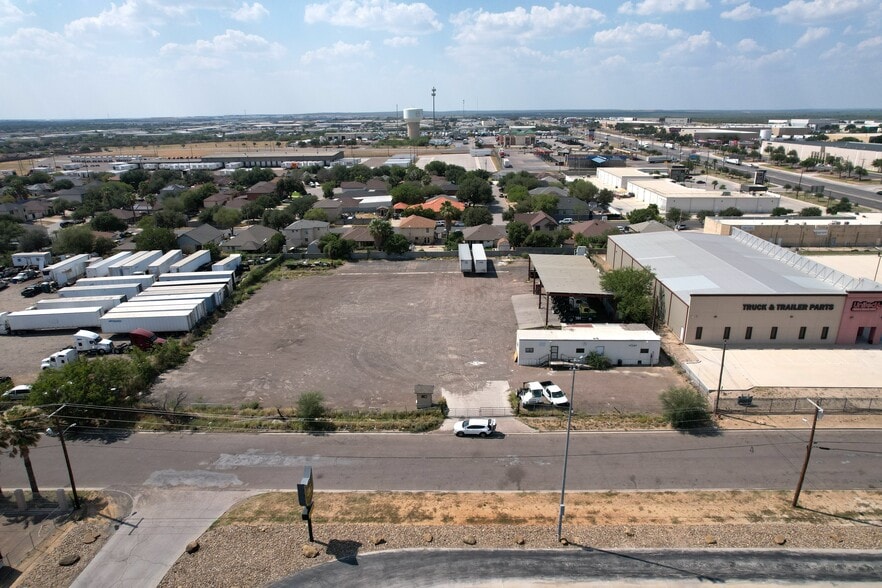 910 Pellegrino Ct, Laredo, TX for lease - Building Photo - Image 3 of 5