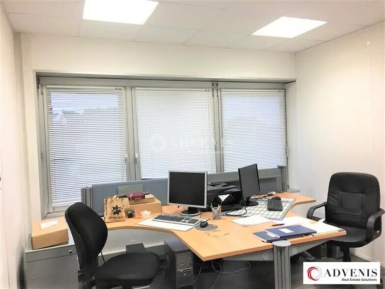 Office in Mérignac for lease - Interior Photo - Image 3 of 3