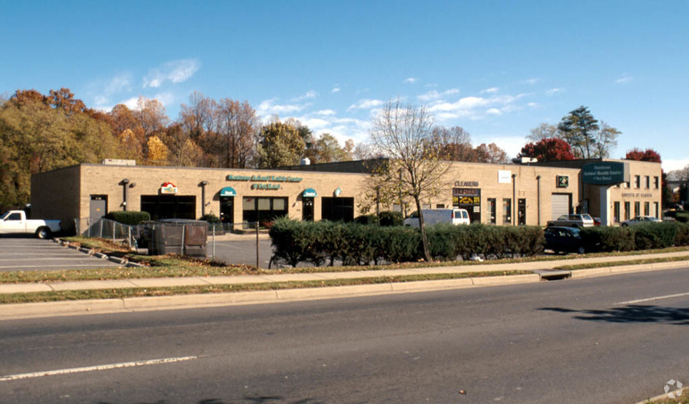 3875-3895 Pickett Rd, Fairfax, VA for lease - Building Photo - Image 3 of 6