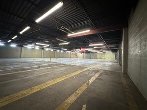 4911 Industrial Rd, Fort Wayne, IN for lease Building Photo- Image 1 of 4