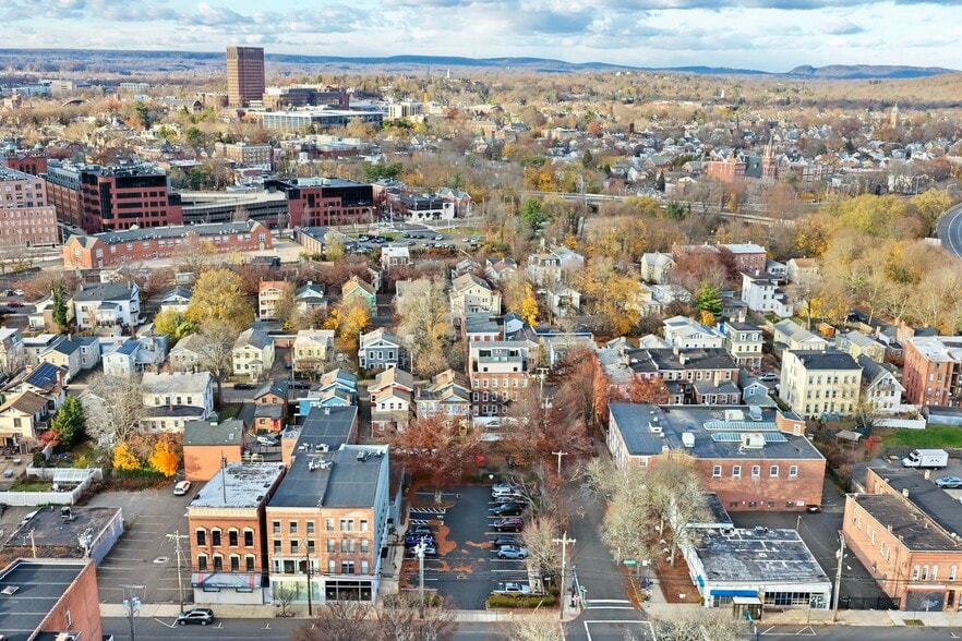 813-825 Chapel St, New Haven, CT for lease - Aerial - Image 2 of 25