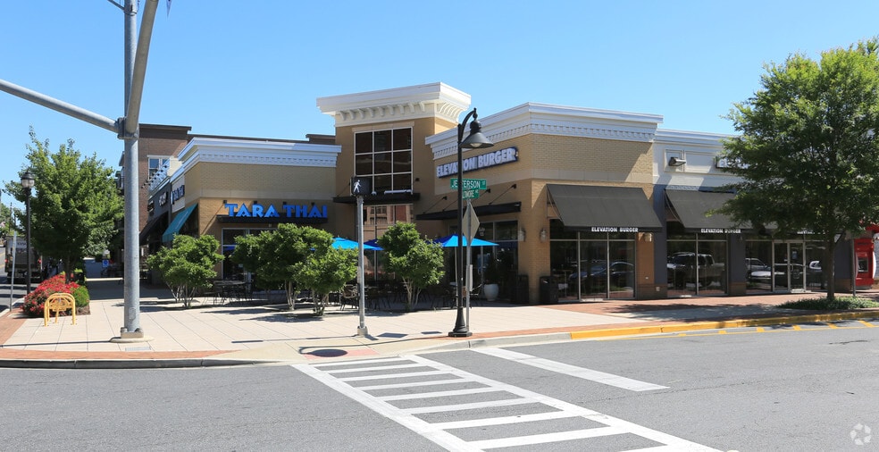 5501 Baltimore Ave, Hyattsville, MD for lease - Primary Photo - Image 1 of 5