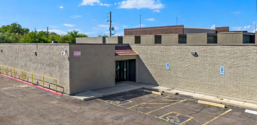 2345 W Glendale Ave, Phoenix, AZ for sale Building Photo- Image 1 of 15