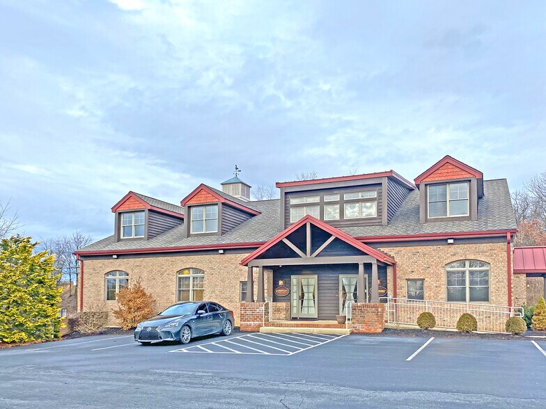 2987 Corporate Ct, Orefield, PA, 18069 Office Space For Lease