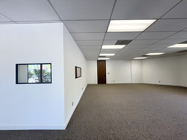 7840 Madison Ave, Fair Oaks, CA for lease - Building Photo - Image 3 of 26