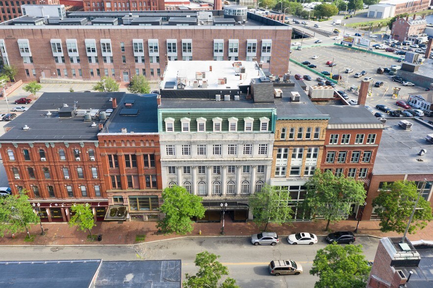 276280 Essex St, Lawrence, MA 01840