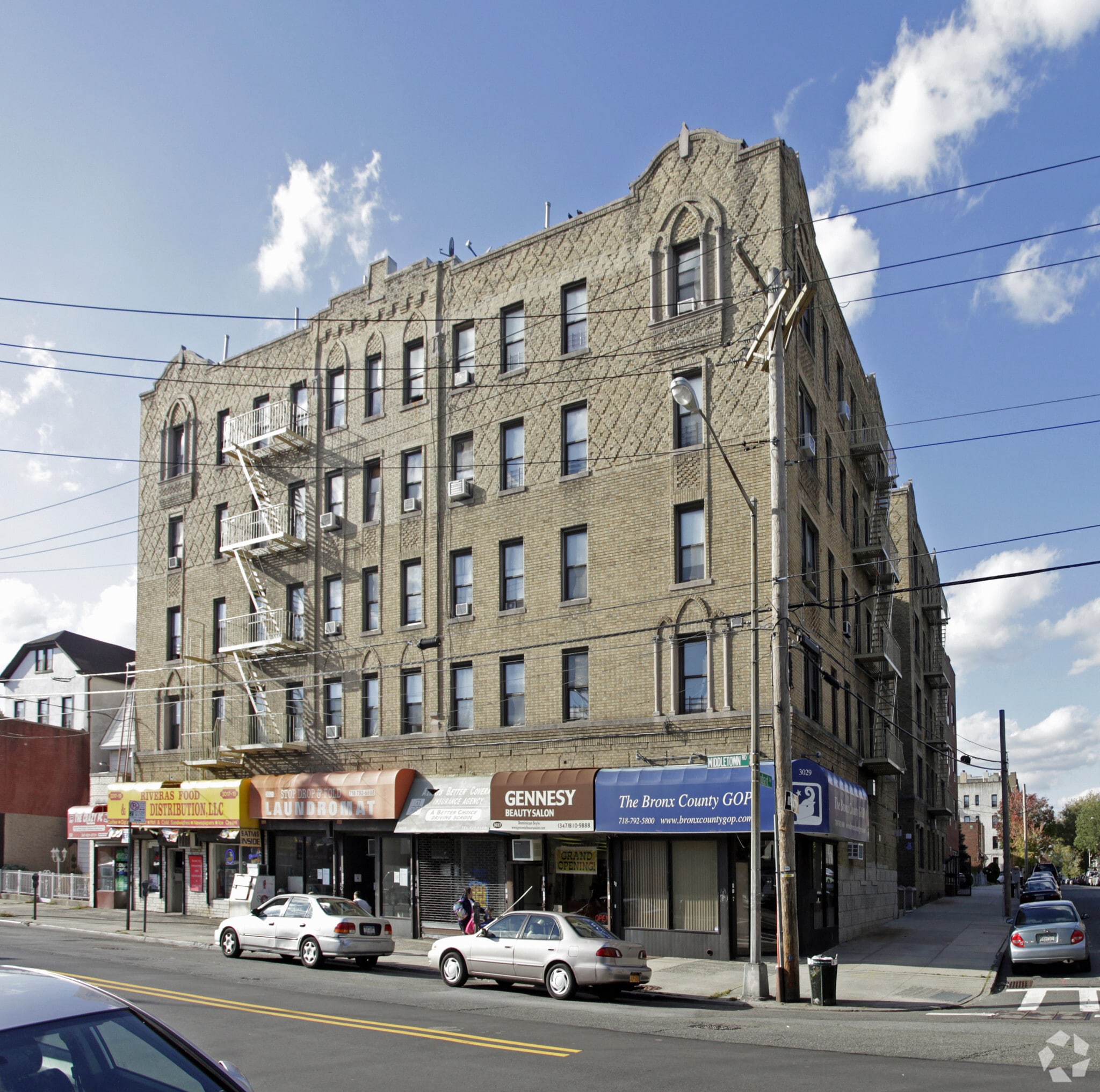 Robertos Bronx Ny - 8an72zu