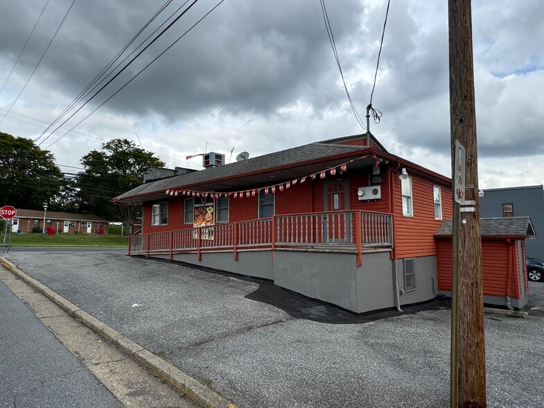 954 Pembroke Rd, Bethlehem, PA for sale - Building Photo - Image 3 of 35