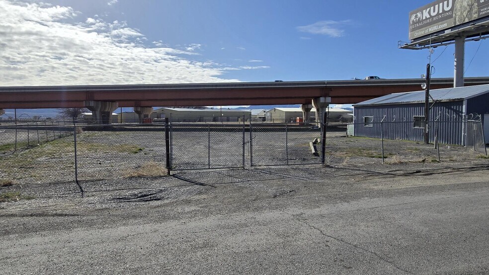 600 Industrial Way, Lovelock, NV for sale - Building Photo - Image 3 of 11