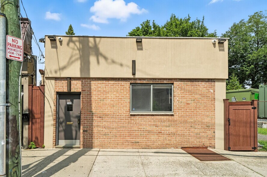 1020 Mclean Ave, Yonkers, NY for sale - Building Photo - Image 1 of 1