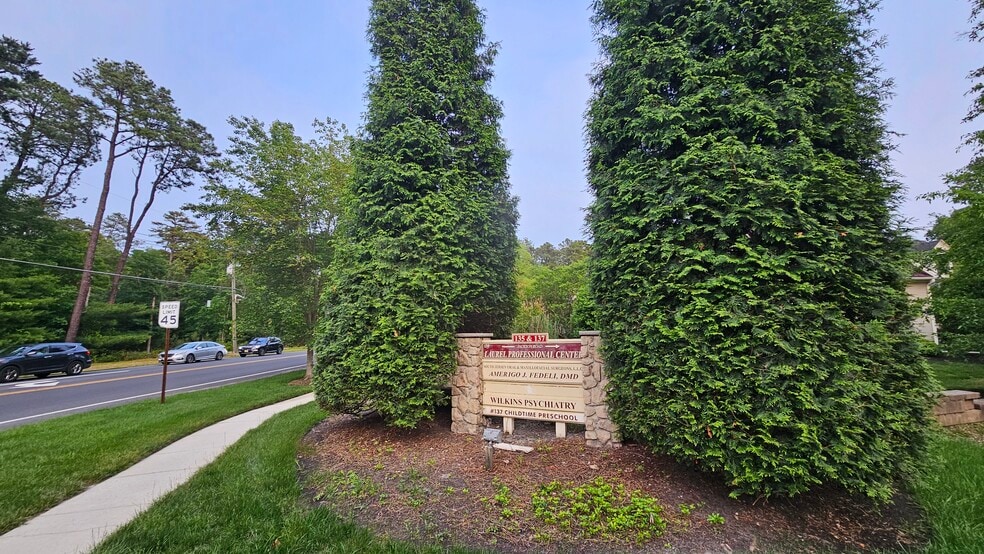 135 Jackson Rd, Medford, NJ for lease - Building Photo - Image 2 of 12