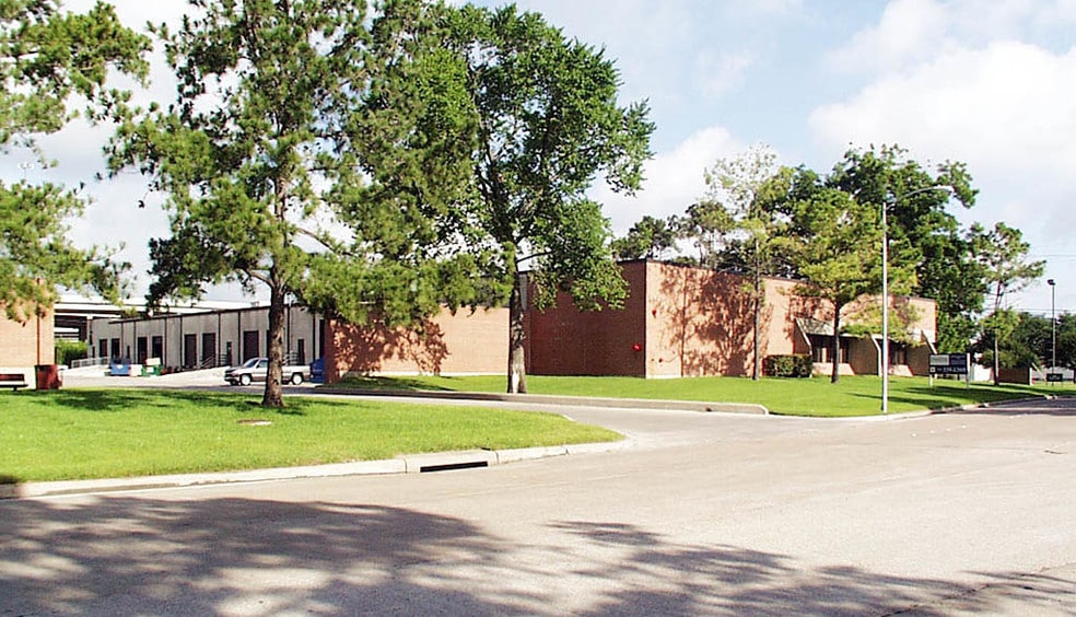 7051 Portwest Dr, Houston, TX for sale - Other - Image 2 of 5