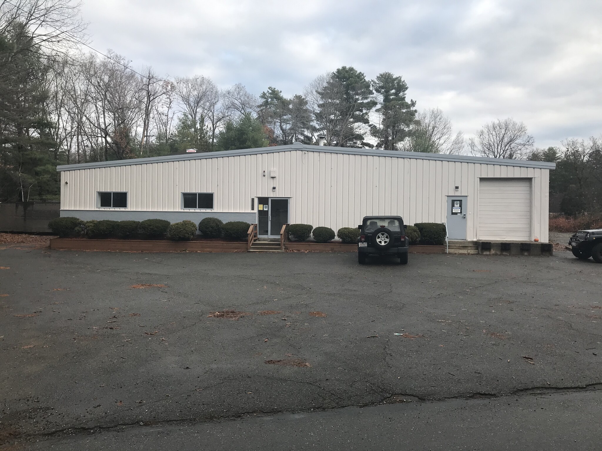 583 Berlin Rd, Marlborough, MA for lease Building Photo- Image 1 of 16