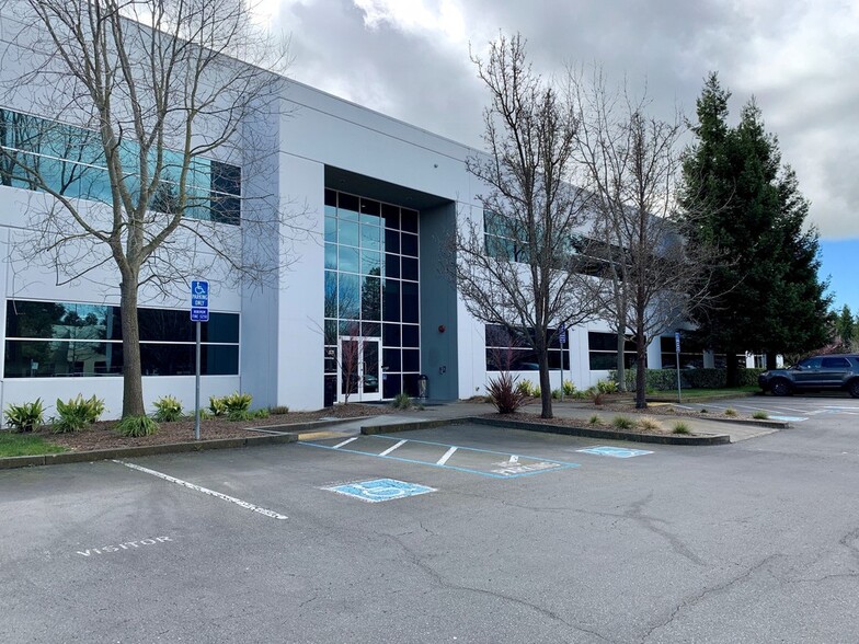 1435 N McDowell Blvd, Petaluma, CA for lease - Building Photo - Image 3 of 12