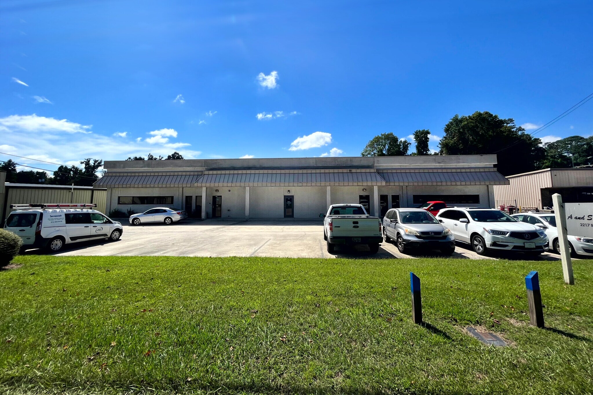 2217 Rowland Ave, Thunderbolt, GA for sale Primary Photo- Image 1 of 1