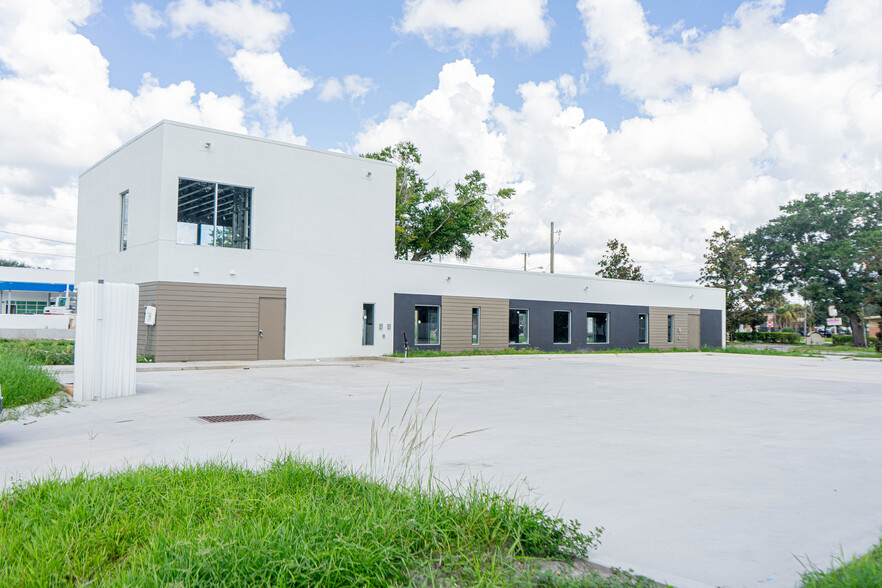 907 Person St, Kissimmee, FL for sale - Building Photo - Image 3 of 17