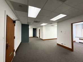 77 W Washington St, Chicago, IL for lease Interior Photo- Image 1 of 5