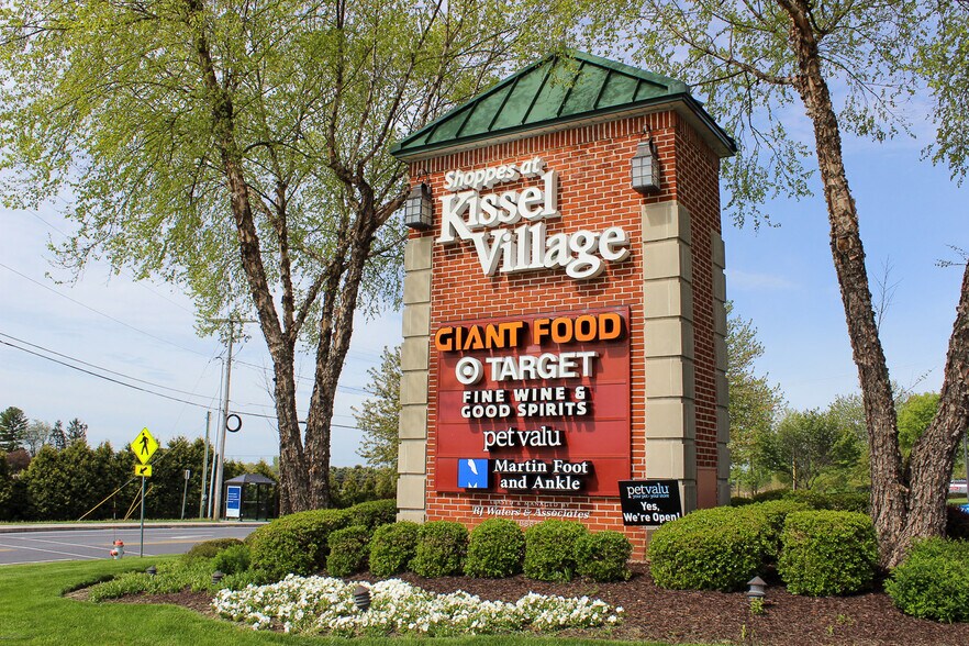 1052 Lititz Pike Lititz Pa 17543 Shoppes At Kissel Village Loopnet Com