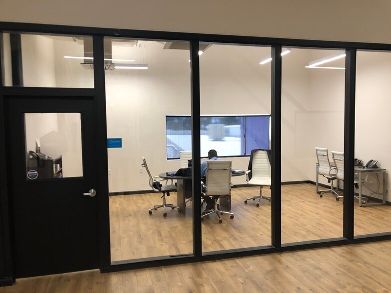 2600 Cesar Chavez Blvd, Fresno, CA for lease - Interior Photo - Image 3 of 12