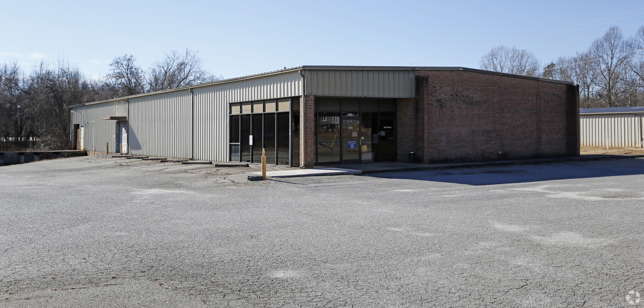 2351 US 70 Hwy SW, Hickory, NC for sale Primary Photo- Image 1 of 1