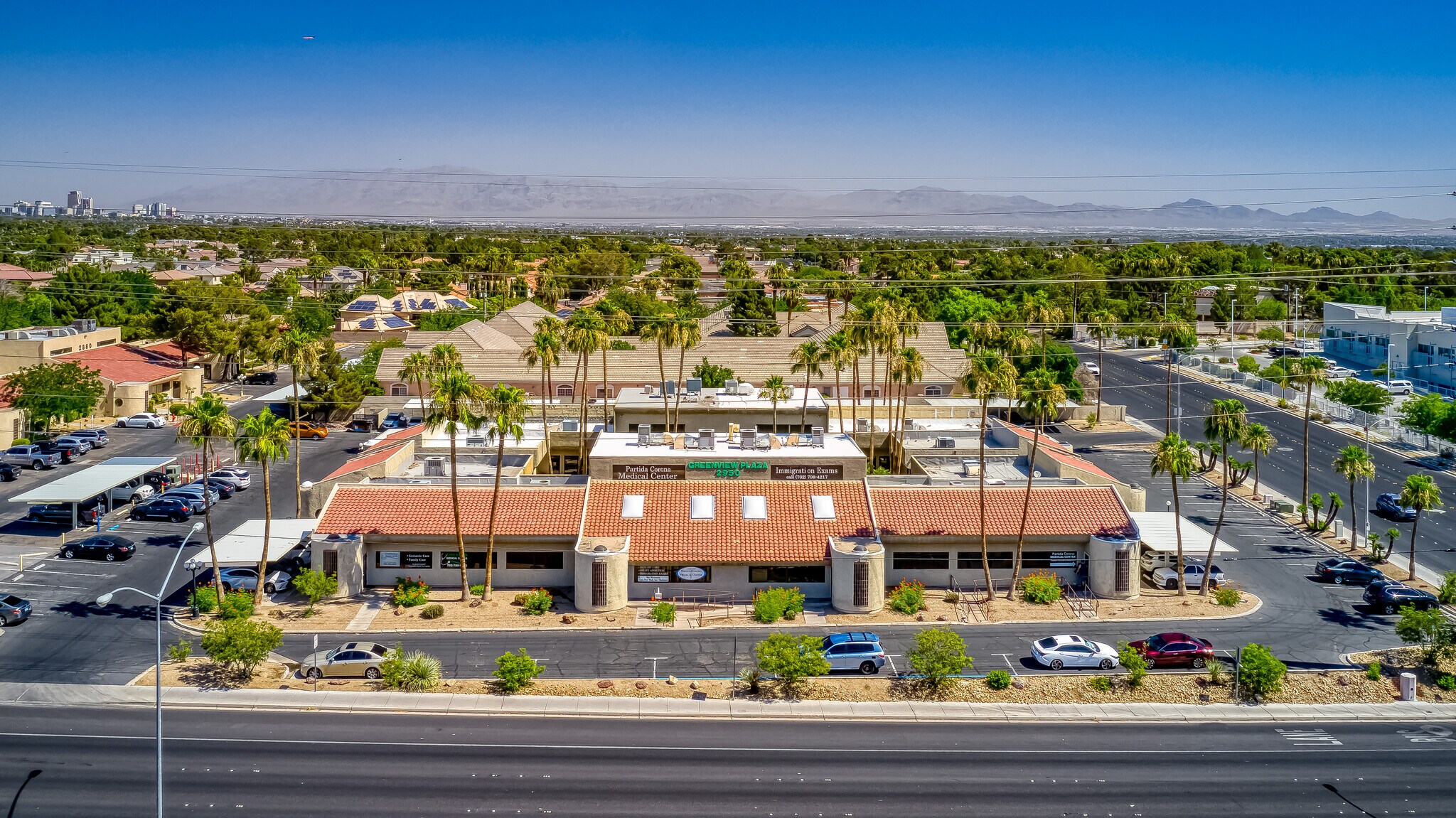 2950 E Flamingo Rd, Las Vegas, NV for lease Building Photo- Image 1 of 2