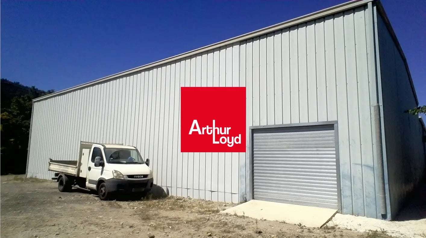 Flex in Aubagne for lease Building Photo- Image 1 of 2