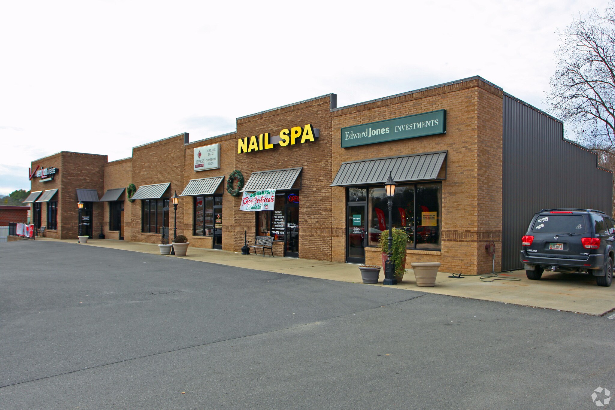 1104 2nd Ave E, Oneonta, AL for sale Primary Photo- Image 1 of 1