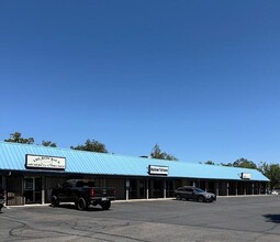 924-928 Cypress Ave, Redding, CA for lease Building Photo- Image 2 of 7