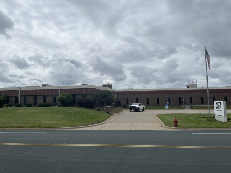 1256 Trapp Rd, Eagan, MN for sale - Building Photo - Image 2 of 16