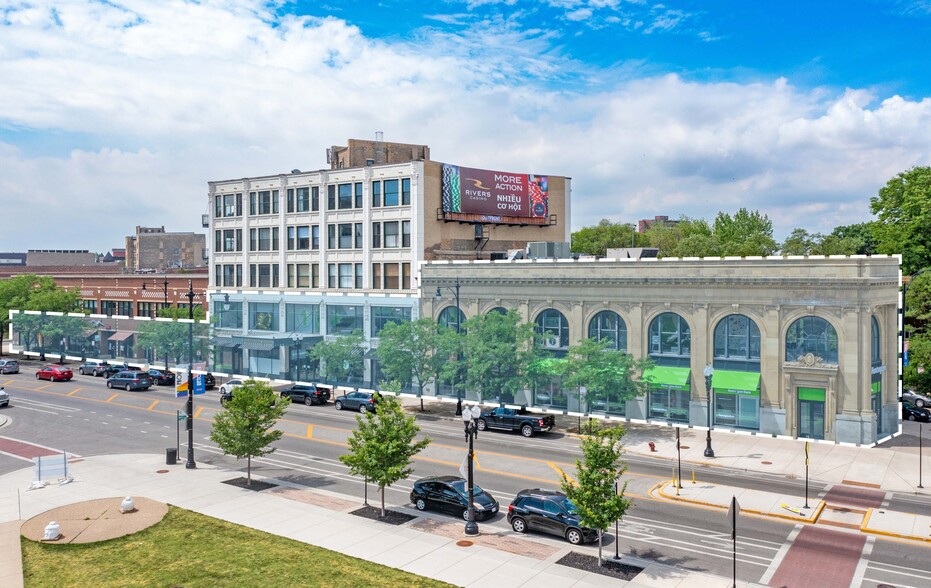 4704-4718 N Broadway St, Chicago, IL for sale - Building Photo - Image 1 of 1