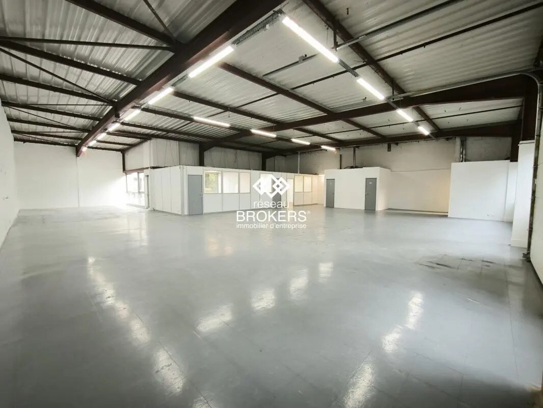 Industrial in Villebon-sur-Yvette for lease Interior Photo- Image 1 of 8