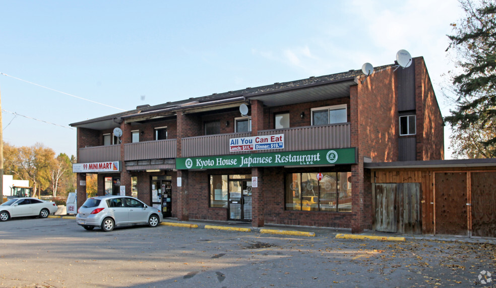 443-445 Brock St N, Whitby, ON for sale - Primary Photo - Image 1 of 1