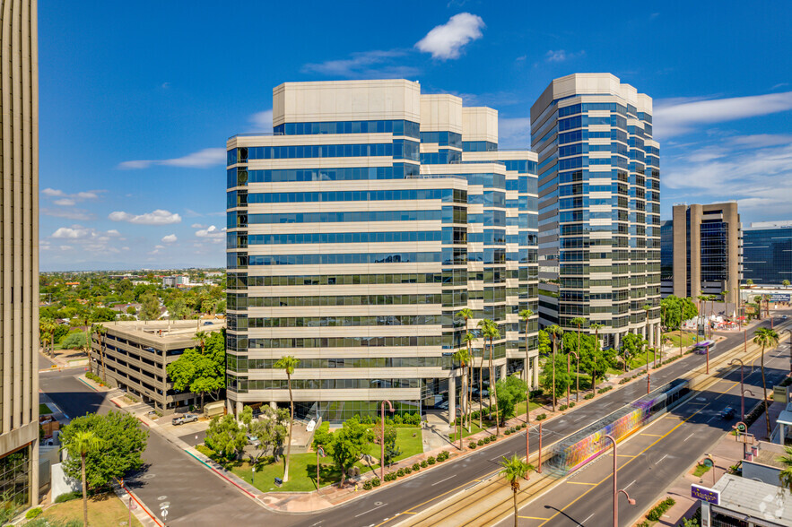 2700 N Central Ave, Phoenix, AZ for lease - Building Photo - Image 1 of 9