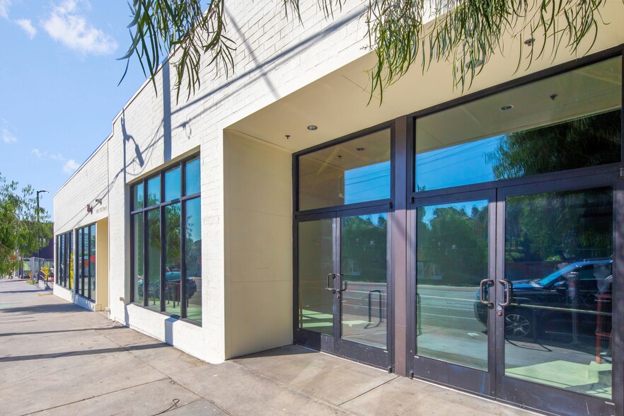 1487-1489 W Sunset Blvd, Los Angeles, CA for lease - Building Photo - Image 3 of 25