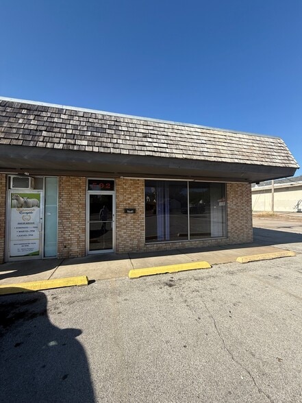 502-512 S Sheridan Rd, Tulsa, OK for lease - Building Photo - Image 2 of 9