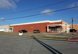 2939-2969 Reward Ln, Dallas TX - Warehouse