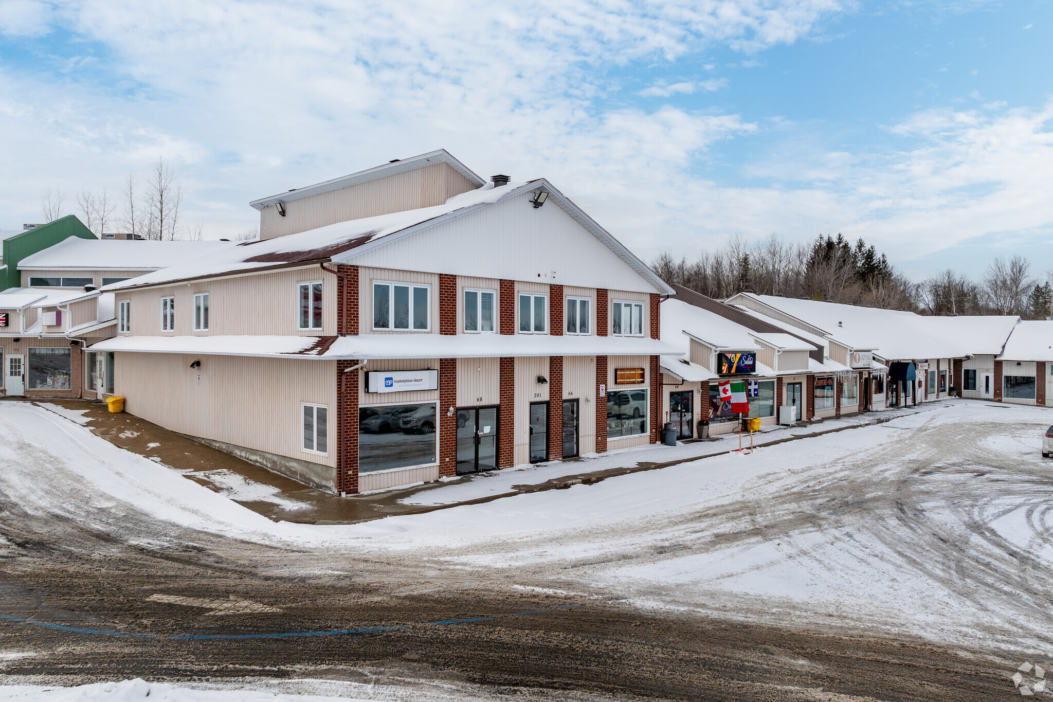 3100 Rte Harwood, Vaudreuil-dorion, QC for sale Primary Photo- Image 1 of 1