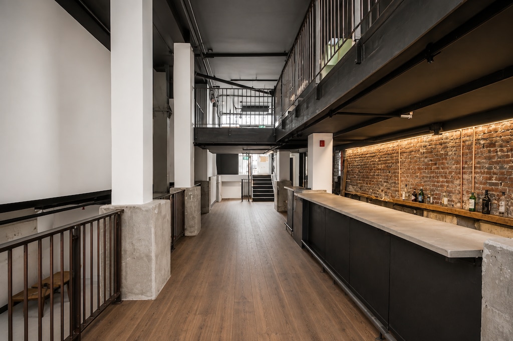 91-99 Powell St, Vancouver, BC for lease Interior Photo- Image 1 of 10
