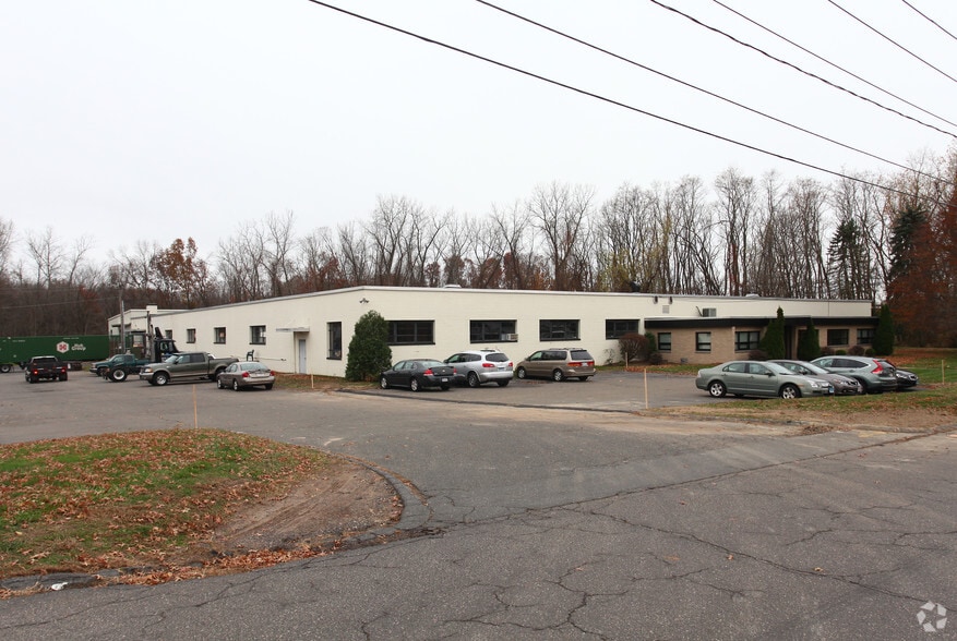 21 Manning Rd, Enfield, CT for sale - Primary Photo - Image 1 of 1